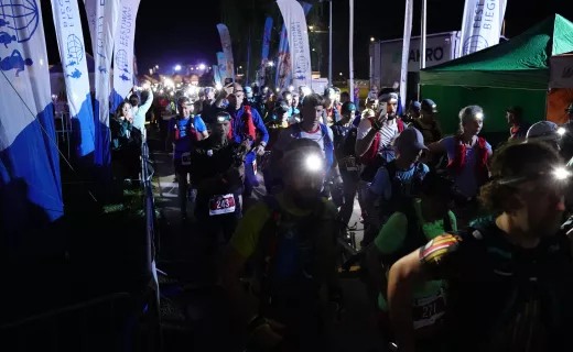 Największe wyzwanie Festiwalu Biegowego! Bieg na 100 km wystartował w środku nocy - 45